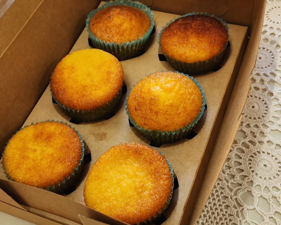 Carrots Cupcake (Bolo de Cenoura) - 6 pack